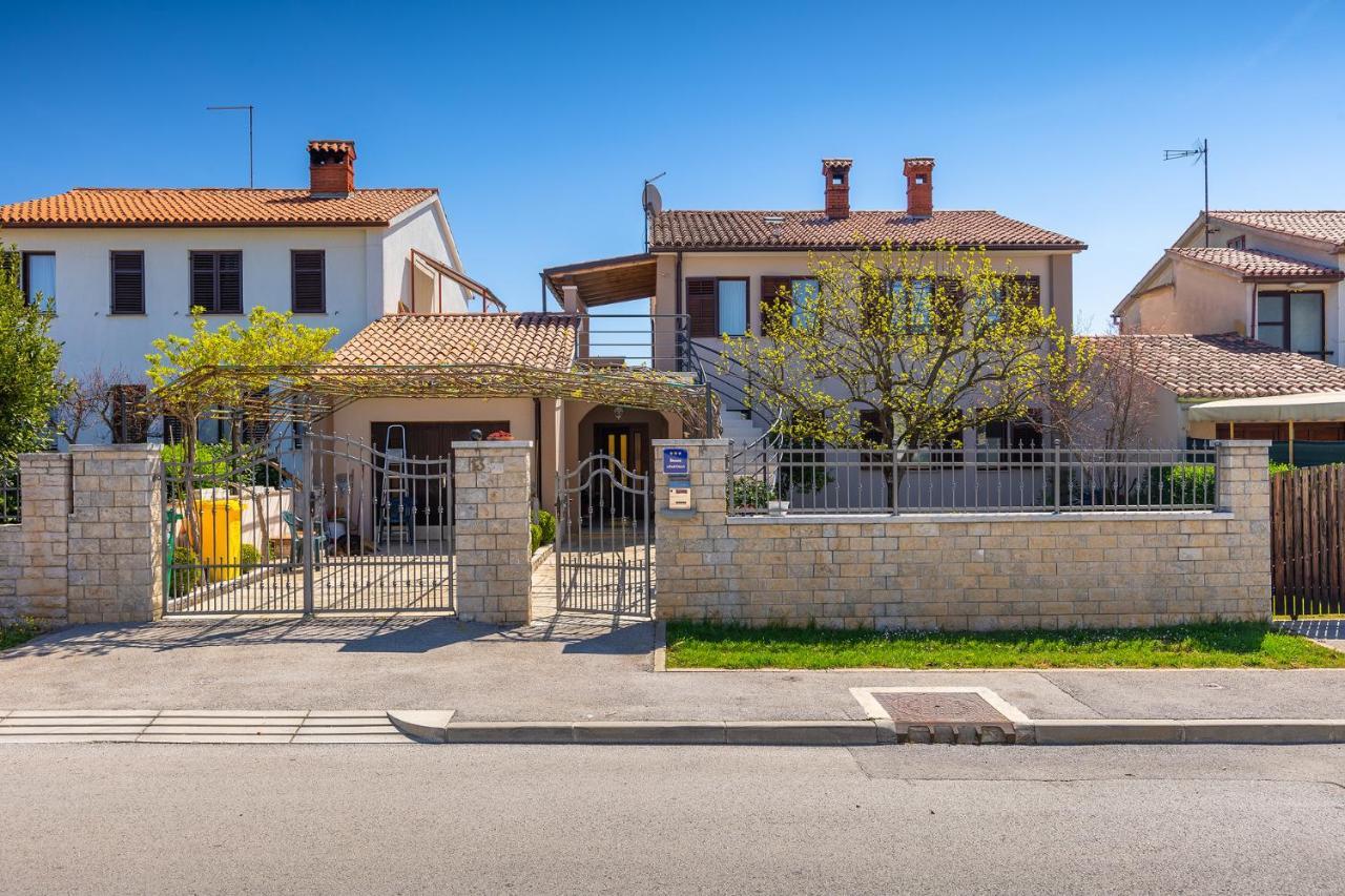 PUY Apartment Christina מראה חיצוני תמונה